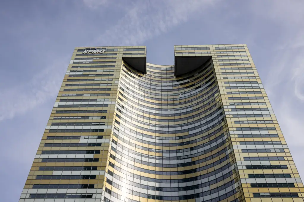 facade_Tour_Descartes.jpg